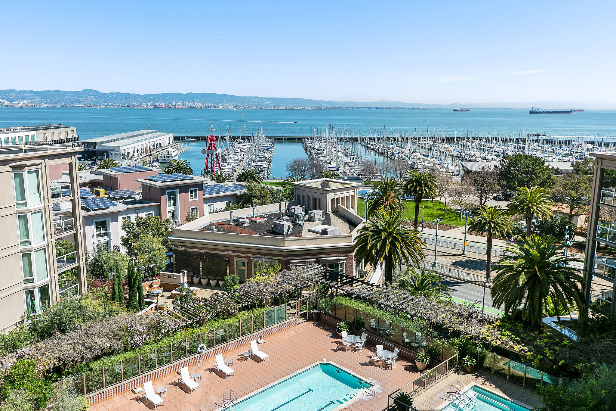 What Buyers Should Know Before Making an Offer on a San Francisco Condo